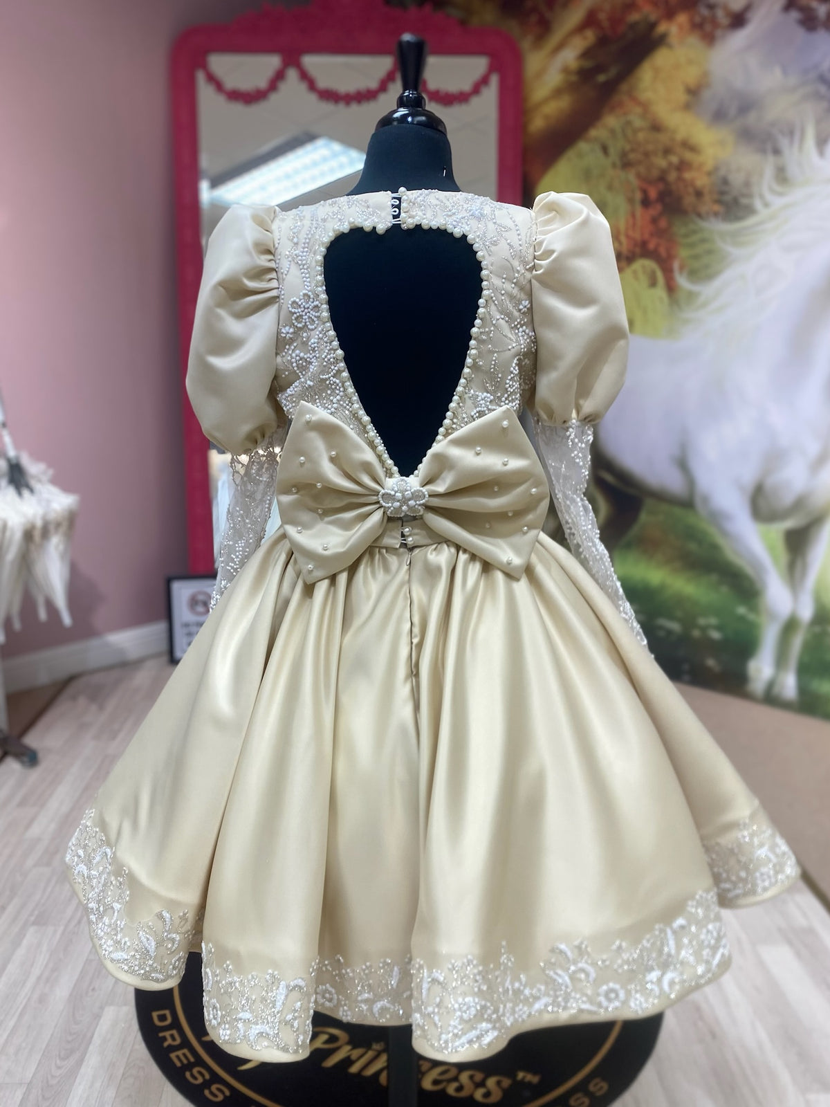 Jackson👗 14-15 years