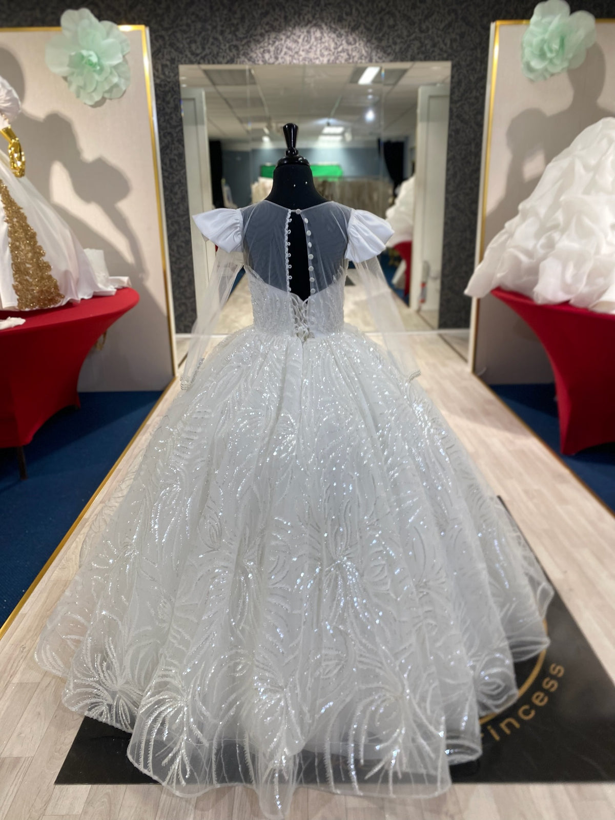 Enya👗 Ivory / 11-12 years