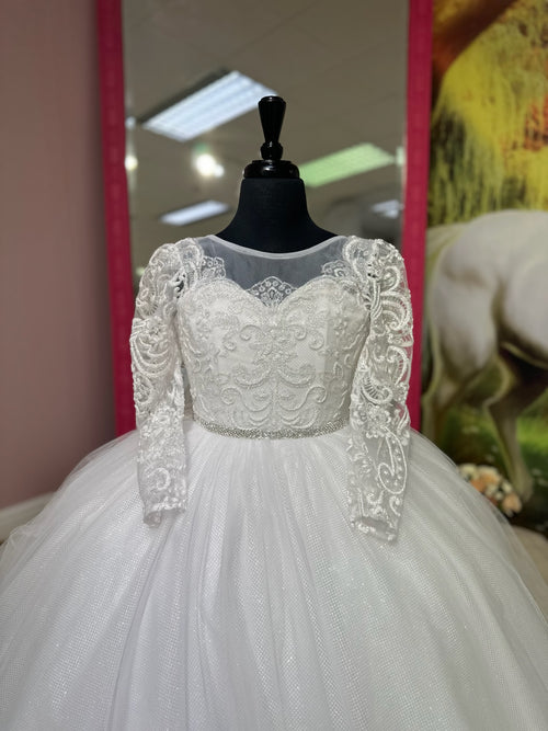 Ariana👗 White / 9-11 Years