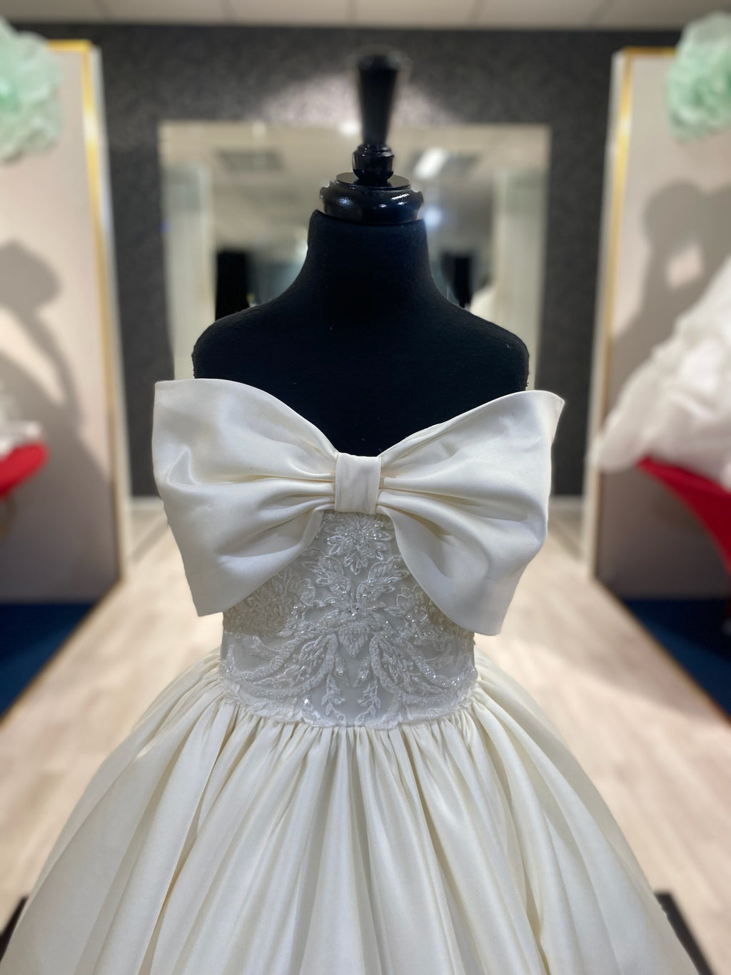 Agata👗 Ivory / 5-7 years