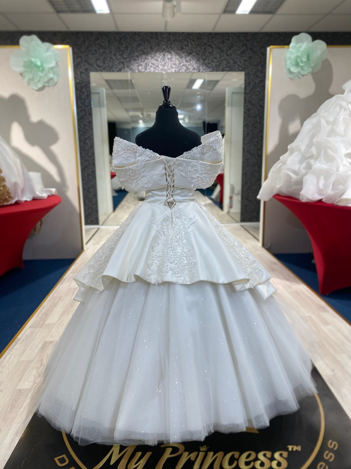 Wendy👗 Ivory / 7-9 years