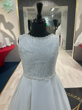 Load image into Gallery viewer, Emy👗 Ivory / 10-12 years
