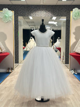 Load image into Gallery viewer, Amelia👗 White / 11-12 Years
