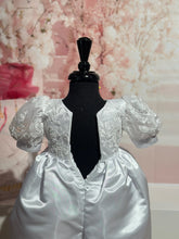 Load image into Gallery viewer, Christening Dress (0-3 months)
