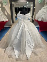 Load image into Gallery viewer, Cora👗 Off-White / 8-10 Years
