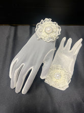 Load image into Gallery viewer, Communion Gloves
