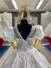 Load image into Gallery viewer, Catherine👗OFK / Off-White / S34
