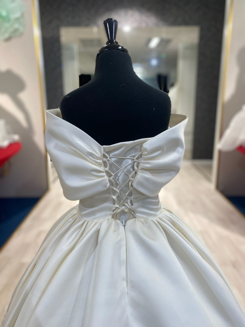 Agata👗 Ivory / 5-7 years