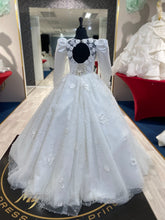 Load image into Gallery viewer, Clarabella👗 Off-White / 7-8 years
