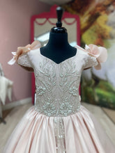 Load image into Gallery viewer, Daisy👗 Powder / 13-14 Years
