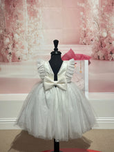 Load image into Gallery viewer, Christening Dress (3-6 months)
