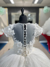Load image into Gallery viewer, Sadie👗OPS / Ivory / S36
