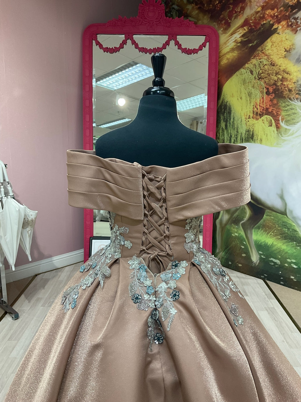 Grace👗 12-13 Years