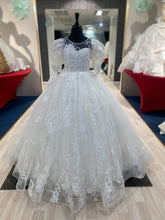 Load image into Gallery viewer, Joy👗 Ivory / 11-12 years
