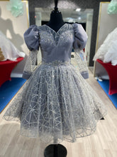 Load image into Gallery viewer, Grey👗 13-15 years
