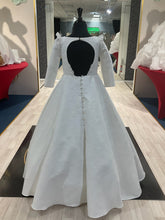 Load image into Gallery viewer, Zeny👗Ivory / 9-10 years
