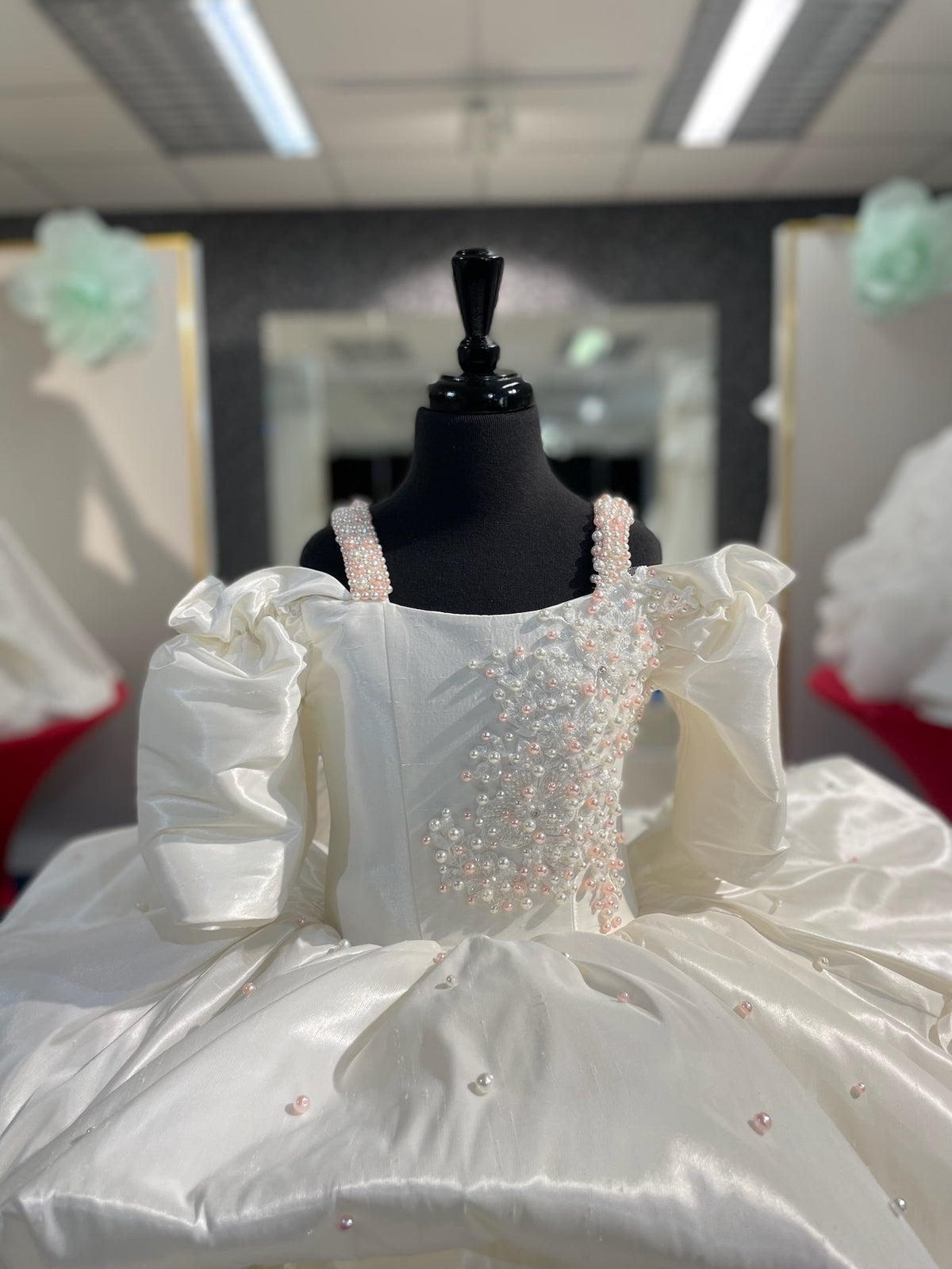 Rosallia👗 Raw Silk / OFK / 9-10 years