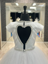 Load image into Gallery viewer, Amelia👗 White / 11-12 Years

