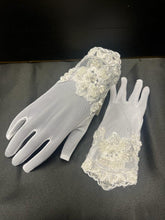 Load image into Gallery viewer, Communion Gloves
