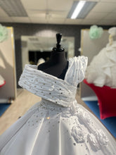 Load image into Gallery viewer, Chelsea👗 White / 8-10 Years
