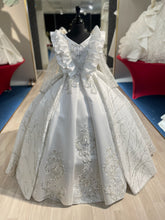 Load image into Gallery viewer, Peony👗 Off-White / 12-14 Years
