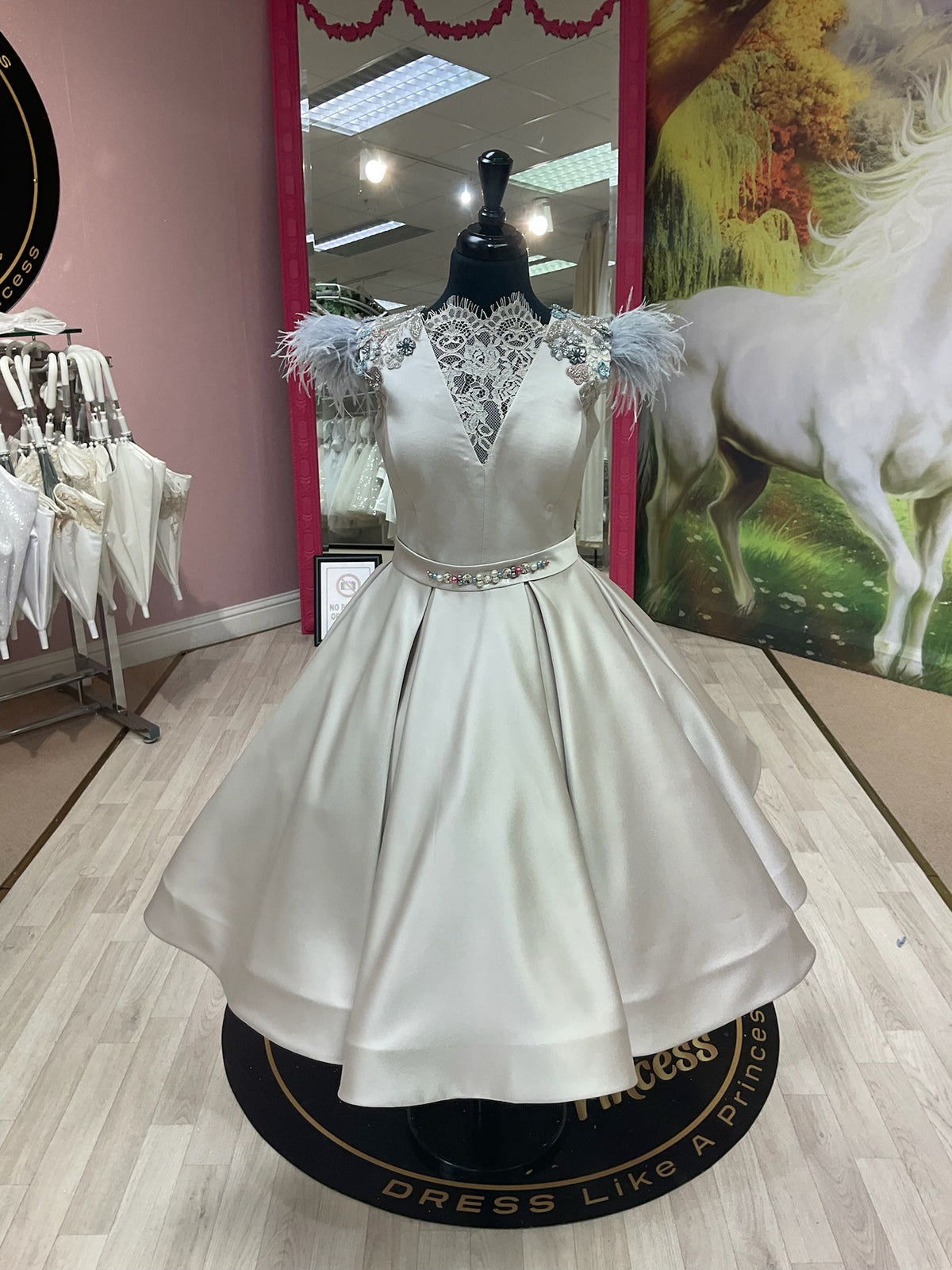 Helen👗 Lt. Cappuccino / 12-13 Years