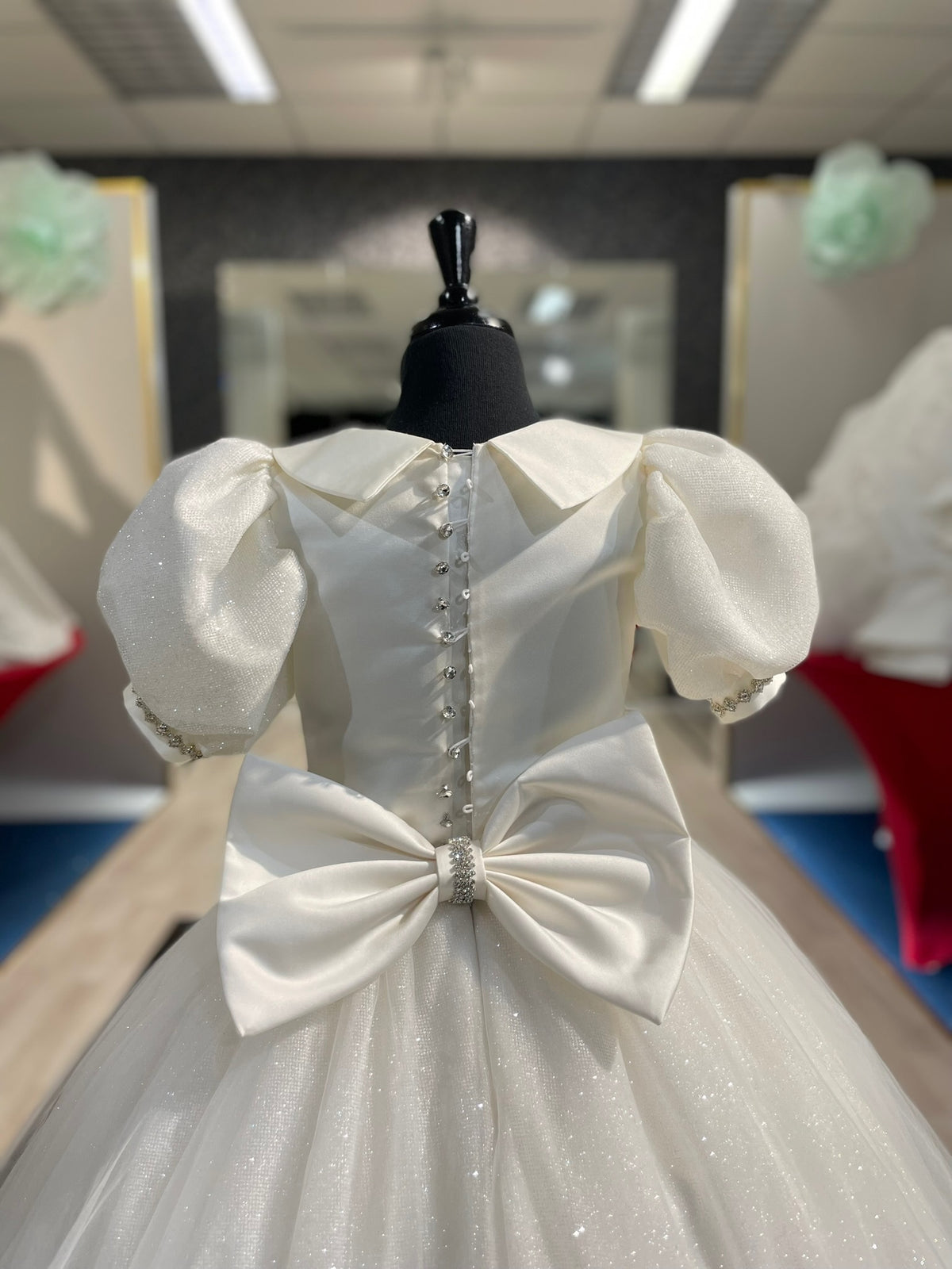 Simone👗OPS / Ivory / S36