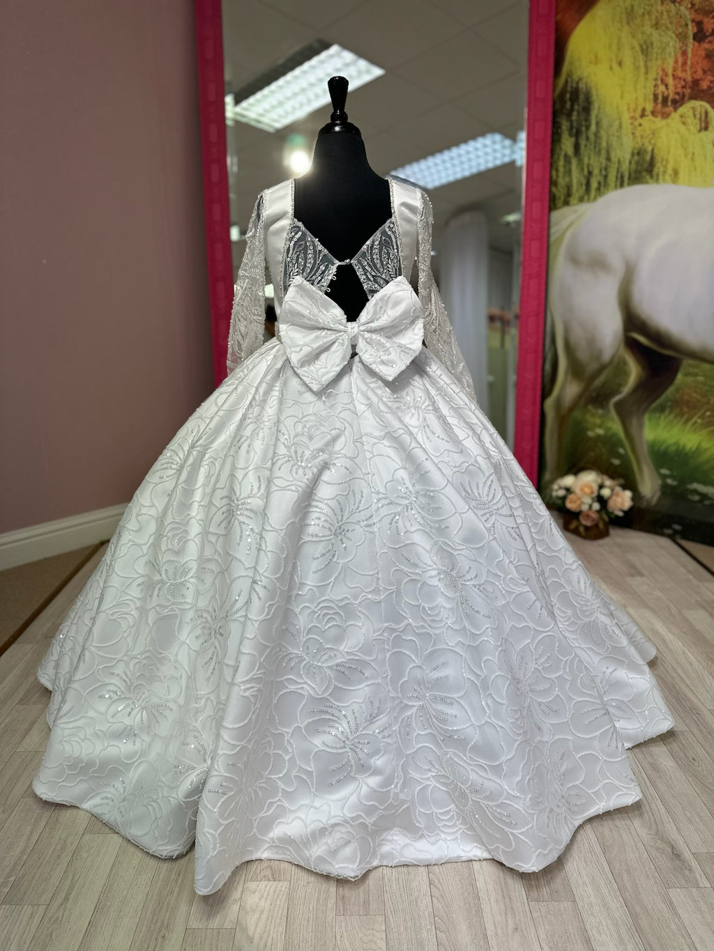Willow👗 White / 10-12 Years