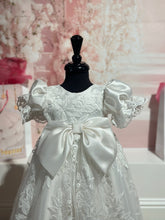 Load image into Gallery viewer, Christening Dress (0-3 months)
