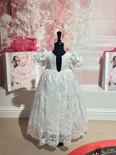 Load image into Gallery viewer, Christening Dress (0-3 months)
