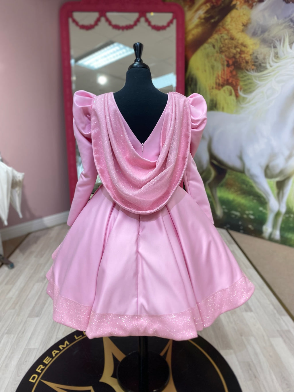 Niamh👗 Pink / 13-14 Years