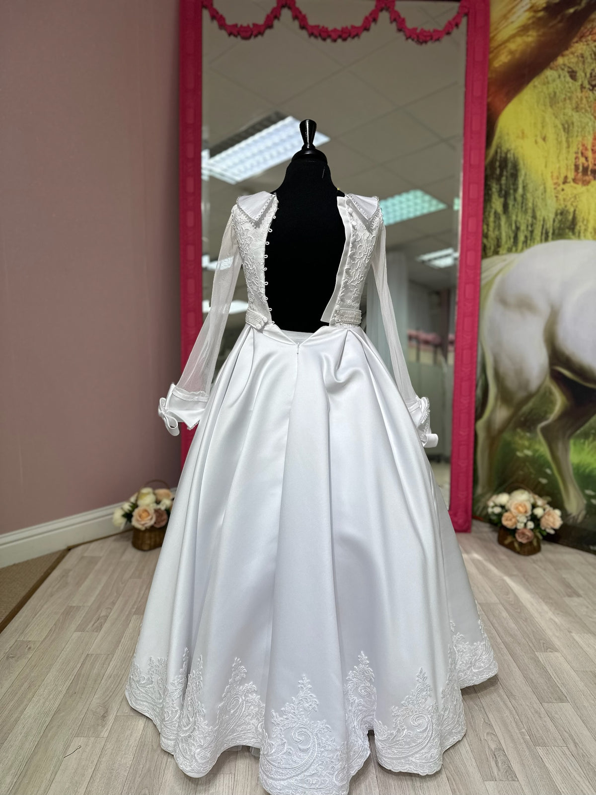 Amber👗 White / 9-11 Years