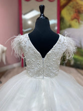 Load image into Gallery viewer, Sheena👗 Ivory
