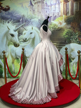 Load image into Gallery viewer, Dress (Size 42)

